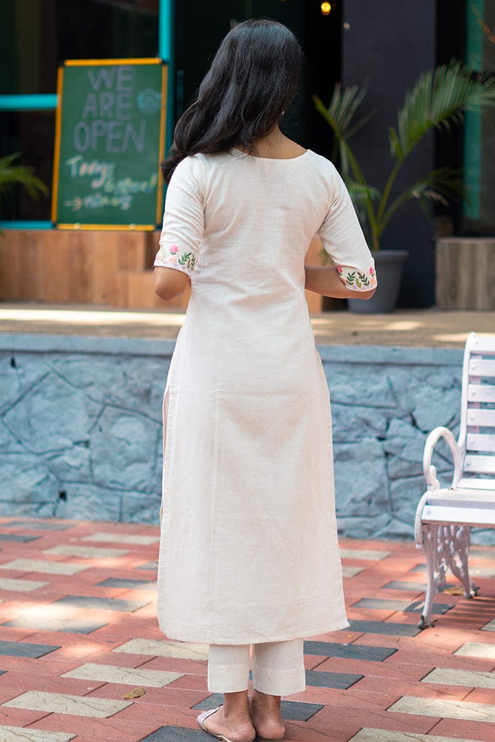 Soch Elegant Off-White Kurta Set with Floral Embroidery