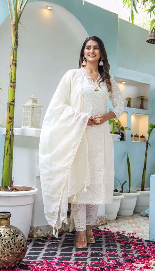 Soch Chickenkari Kurti Pant Set With Embroidered Lace And Chanderi Dupatta