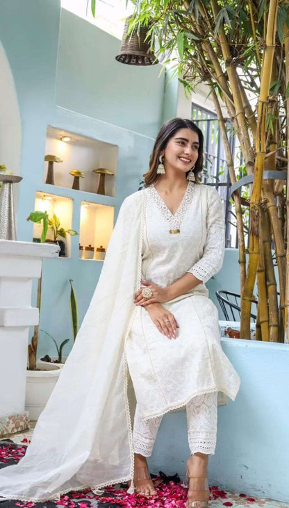 Soch Chickenkari Kurti Pant Set With Embroidered Lace And Chanderi Dupatta