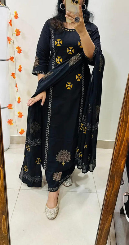Women’s Black Cotton Printed Kurta Pant Set with Dupatta